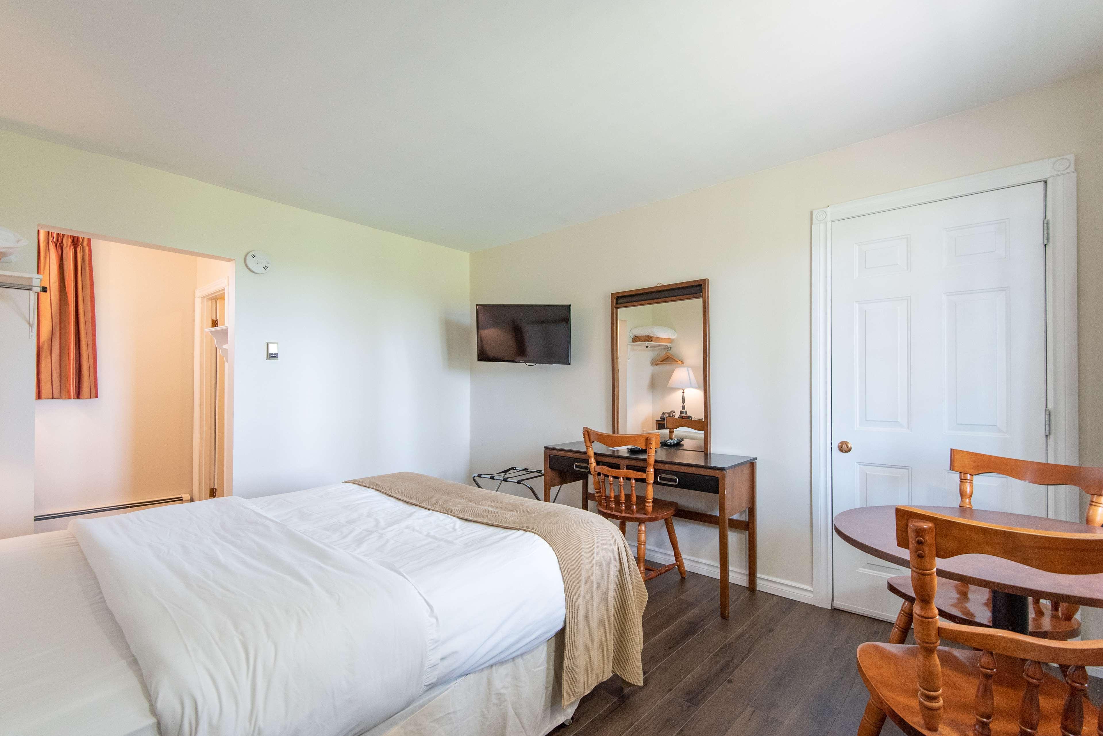 Canadas Best Value Inn & Suites Summerside Bagian luar foto